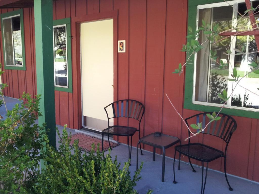 Andruss Motel Walker Extérieur photo